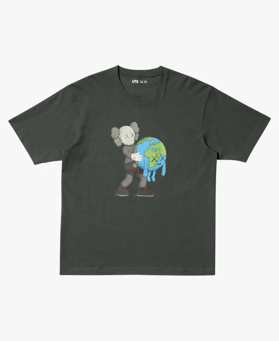 KAWSxUniqloUniverseUTT-Shirt
